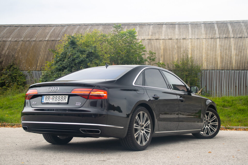 Audi A8