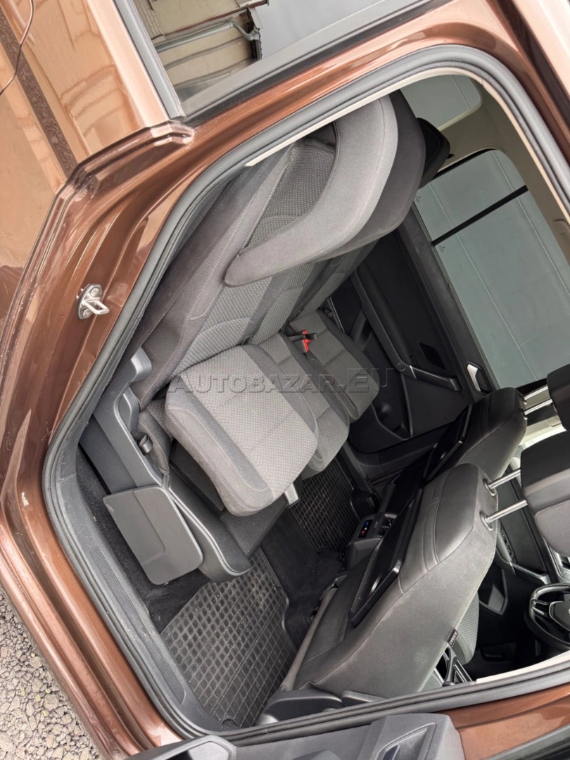 Volkswagen Touran 2015 na predaj – fotografia 11
