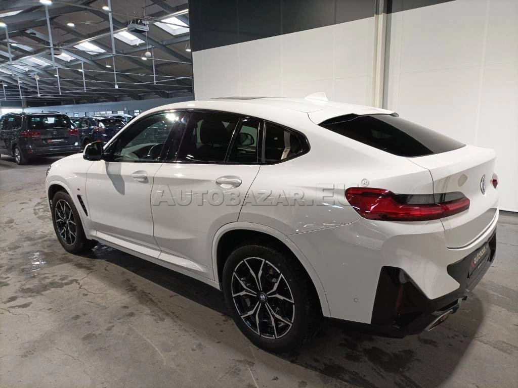 BMW X4 xDrive20i mHEV A/T
