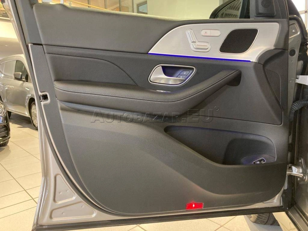 Mercedes-Benz GLE SUV 300 d 4MATIC A/T