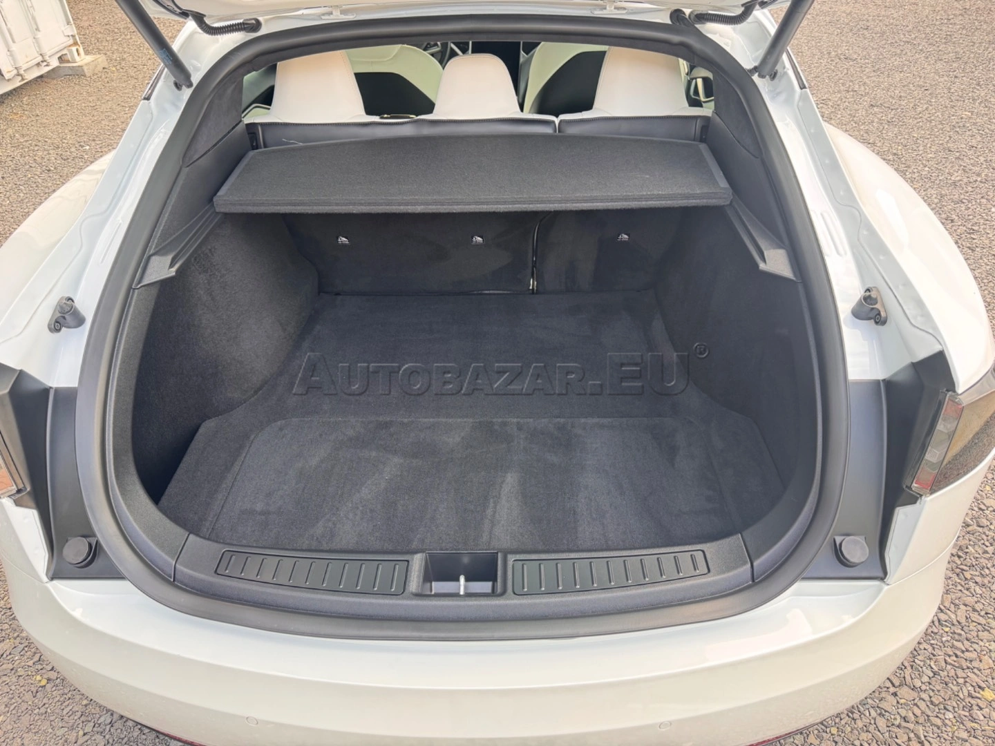 Tesla Model S 2020 na predaj – fotografia 9