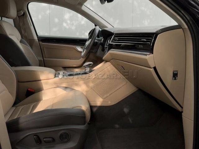 Volkswagen Touareg 3.0 V6 TSI Atmosphere 4Motion Tiptronic