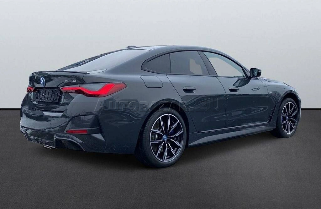 BMW i4 eDrive40