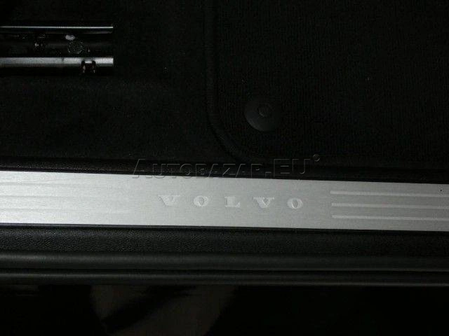 Volvo V60 CC B4 mHEV Cross Country  A/T AWD