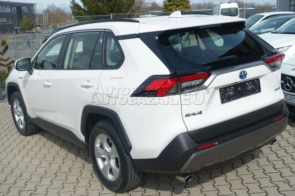 Toyota RAV4 2.5 Hybrid e-CVT Business Edition FWD