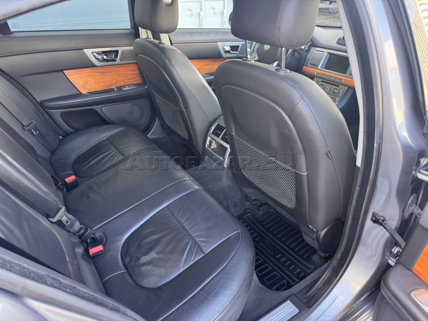Jaguar XF 2010 na predaj – fotografia 14