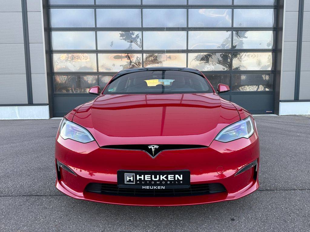 Tesla Model S Plaid