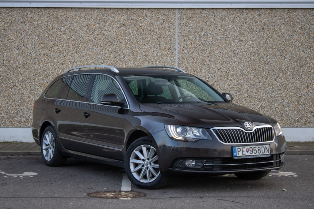 Škoda Superb Combi