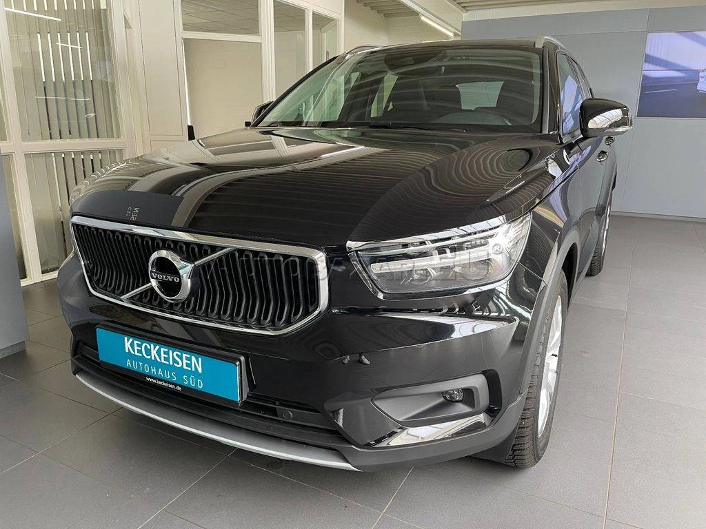 Volvo XC40 B4 Momentum Pro AWD A/T