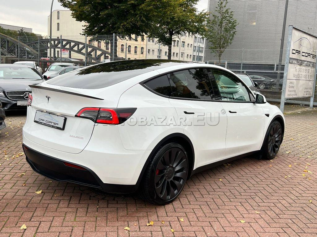 Tesla Model Y Dual Motor