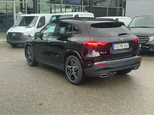 Mercedes-Benz GLA 220 d 4MATIC A/T
