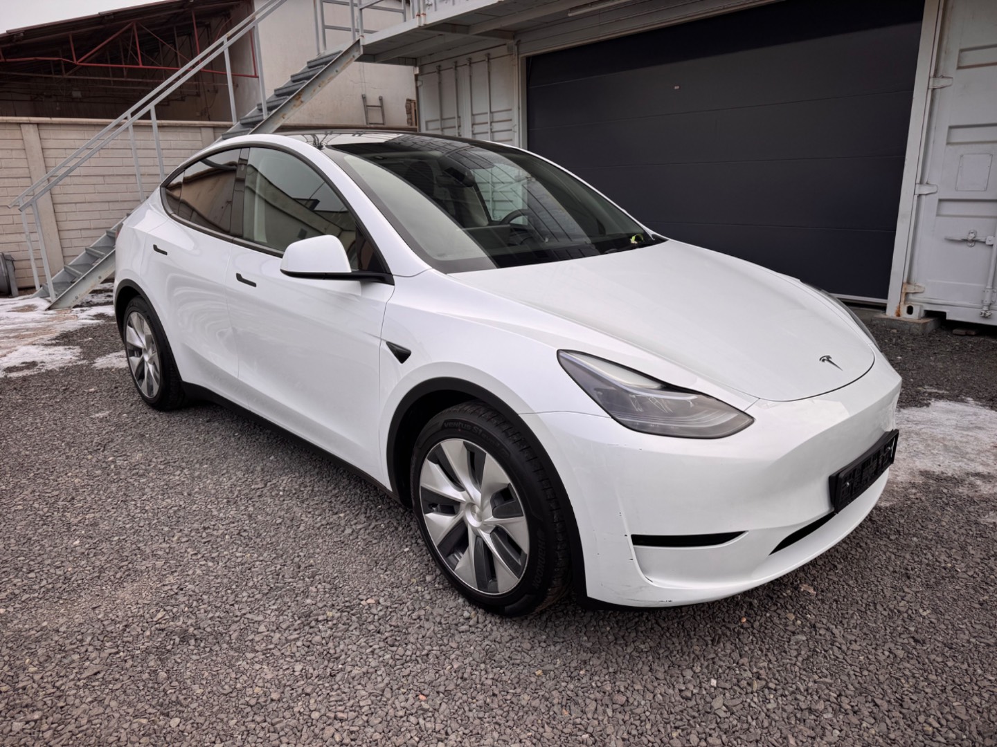 Tesla Model Y SOH 92,8% , AMD Ryzen