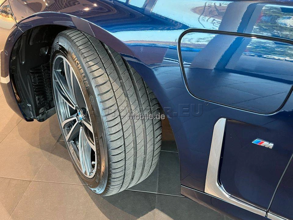 BMW Rad 7 745e M Sport