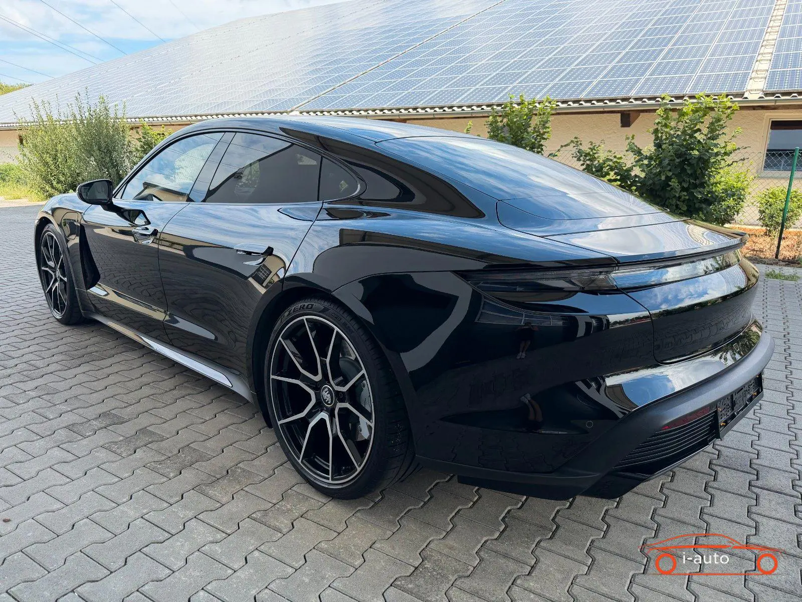 Porsche Taycan 2023 na predaj – fotografia 4