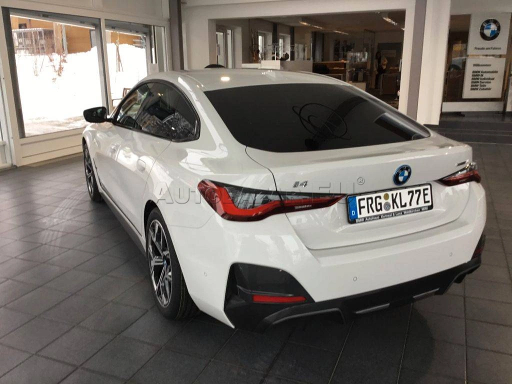 BMW i4 eDrive35