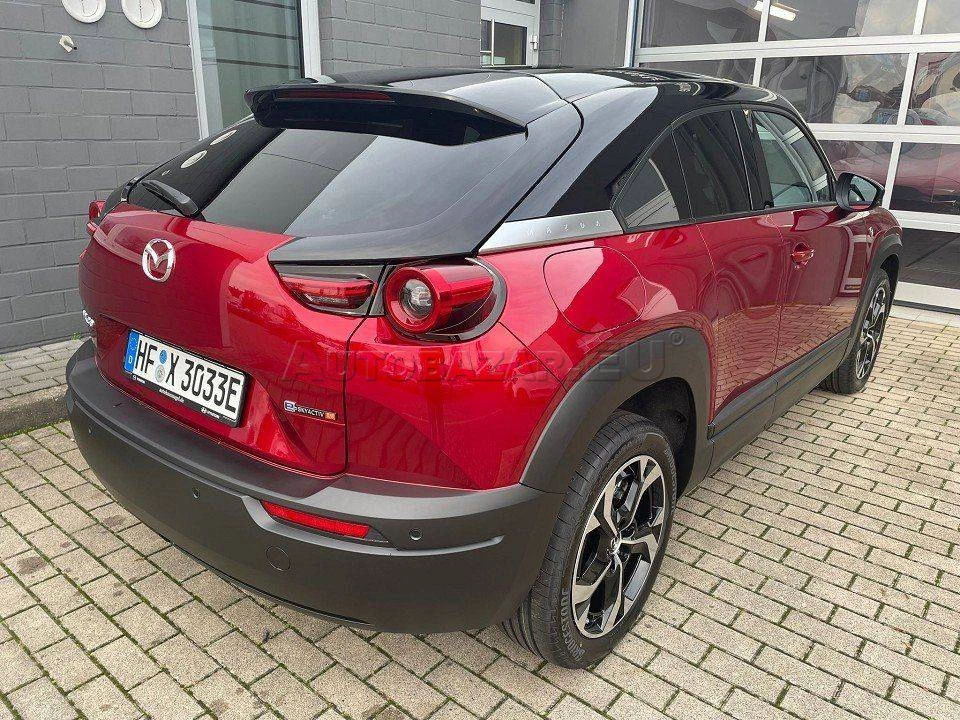 Mazda MX-30 e-Skyactiv R-EV Makoto