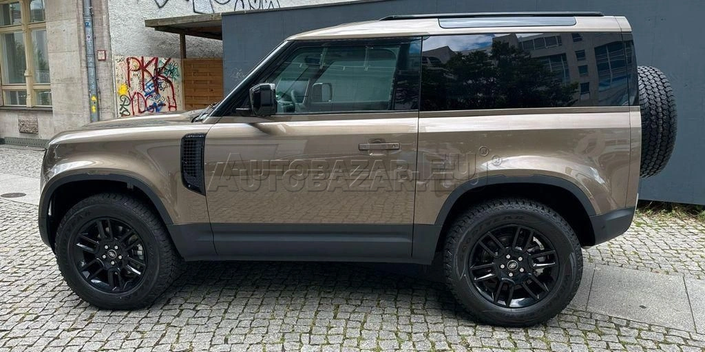 Land Rover Defender 90 3.0 I6 D200 MHEV SE A/T AWD