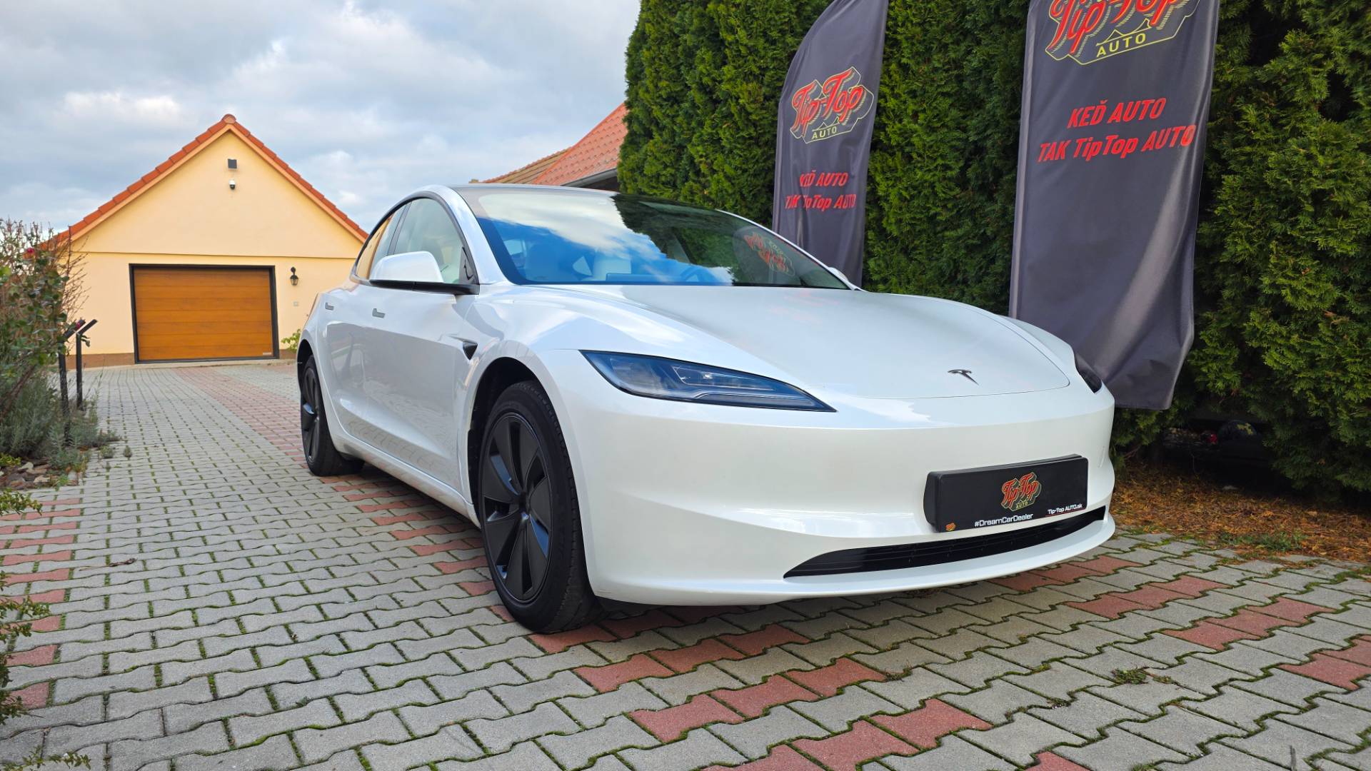 Tesla Model 3 RWD LFP Biely int. SoH 95.8