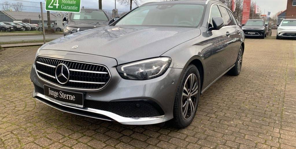 Mercedes-Benz E trieda Kombi 300 d mHEV 4MATIC A/T