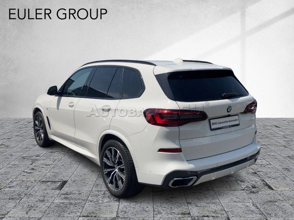 BMW X5 xDrive 40i  A/T