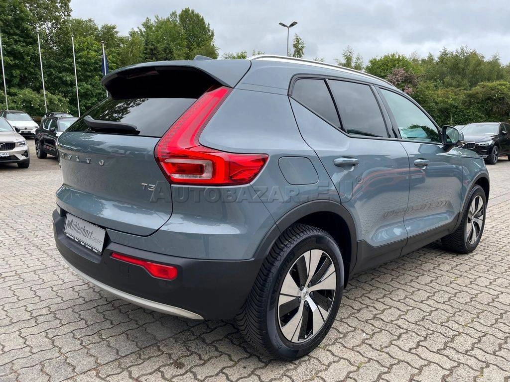 Volvo XC40 T3 163k Momentum Pro A/T