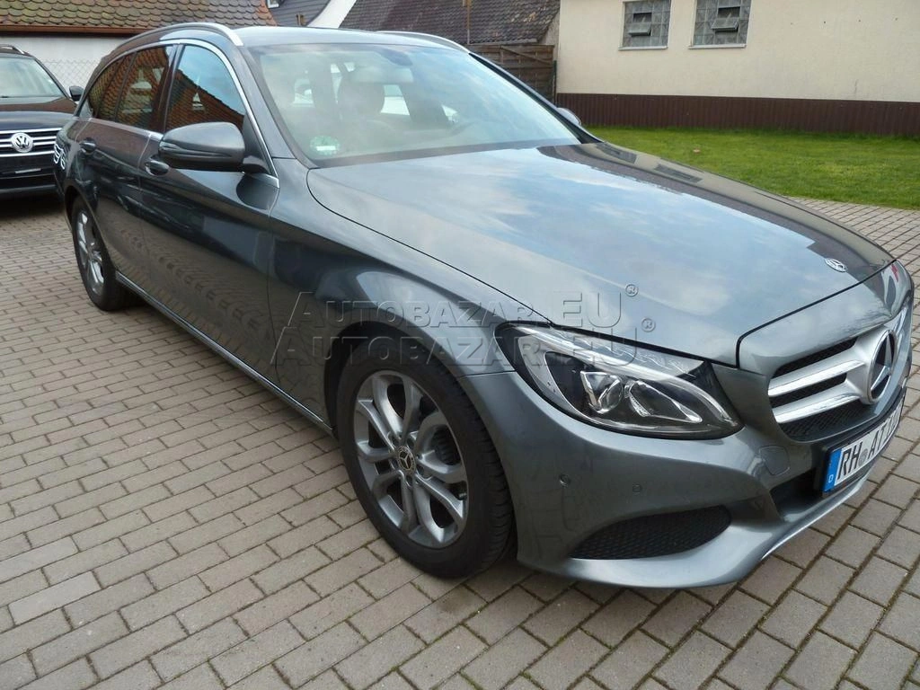 Mercedes C trieda T 220 d 9G