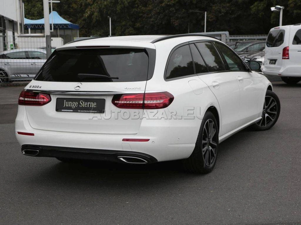 Mercedes-Benz E trieda Kombi 300 d mHEV 4MATIC A/T