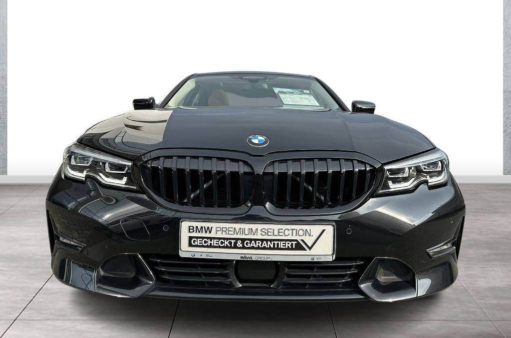 BMW Rad 3 330i A/T