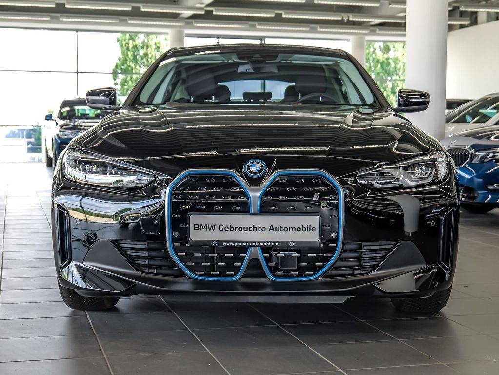 BMW i4 eDrive40