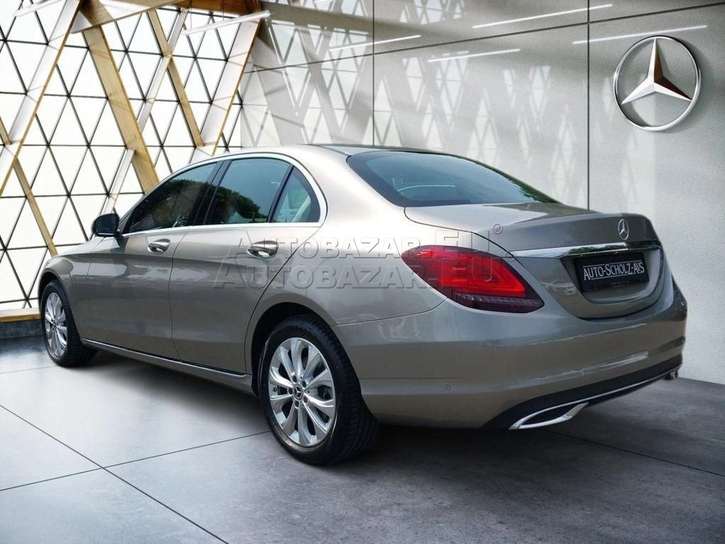 Mercedes C trieda 200 4MATIC A/T