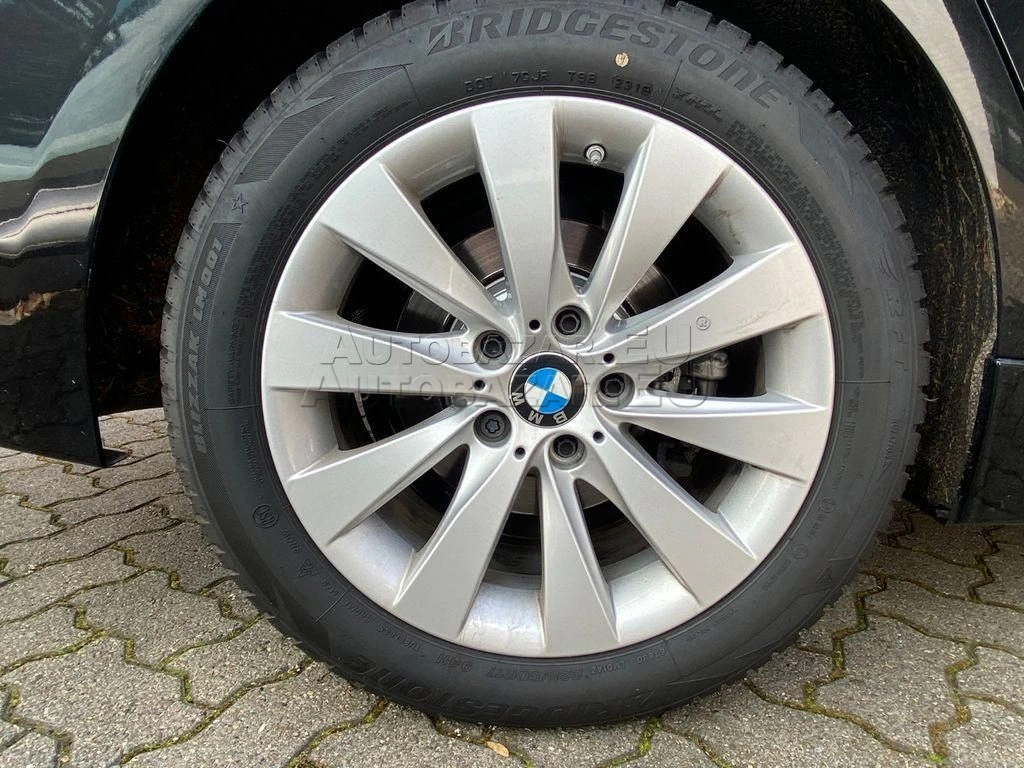 BMW rad 3 320i xDrive A/T