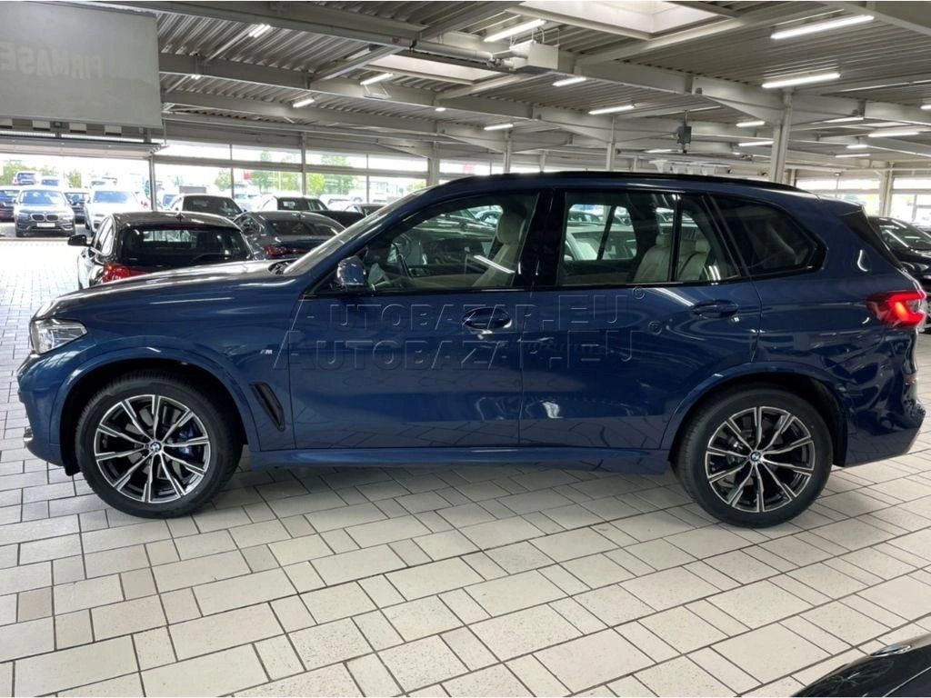 BMW X5 XDrive40i mHEV A/T