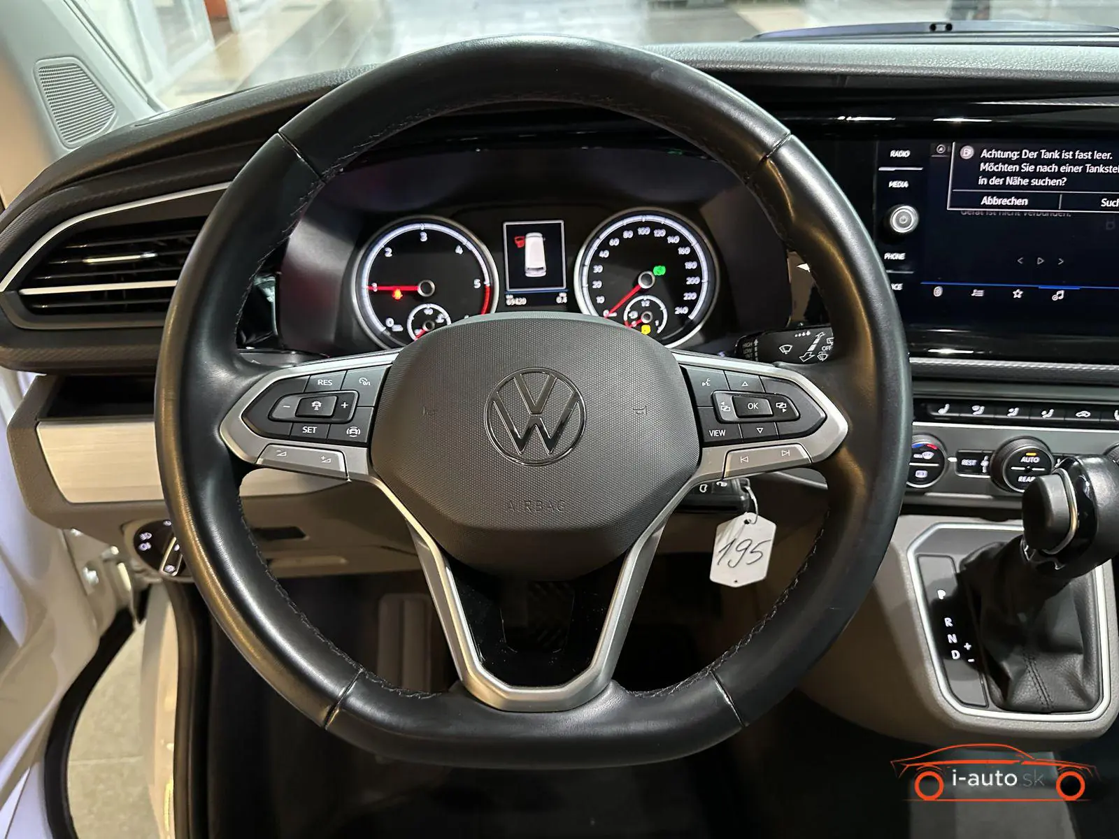 Volkswagen T6 Caravelle 2022 na predaj – fotografia 17