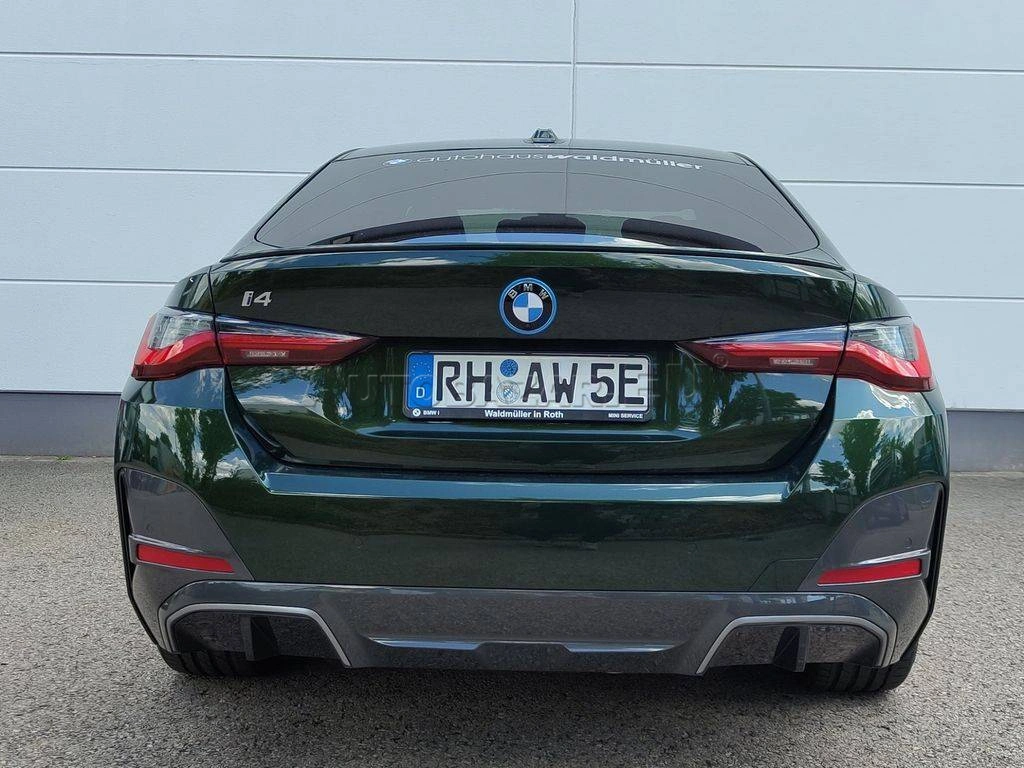 BMW i4 eDrive35