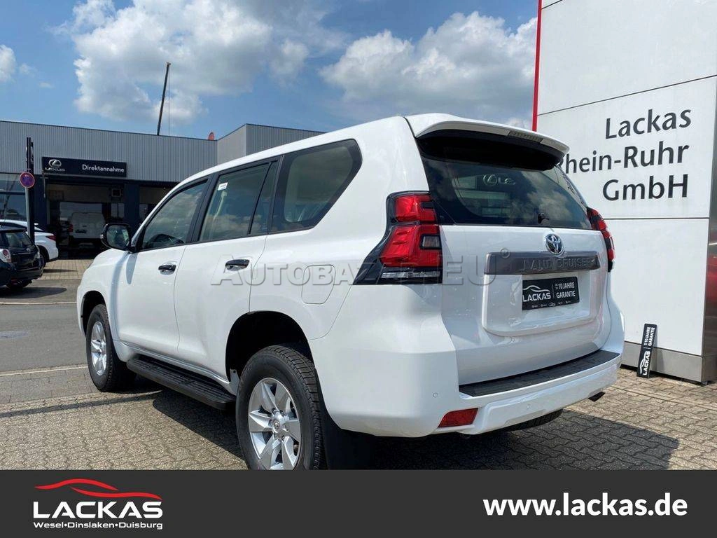 Toyota Land Cruiser BASIS 2.8 A/T