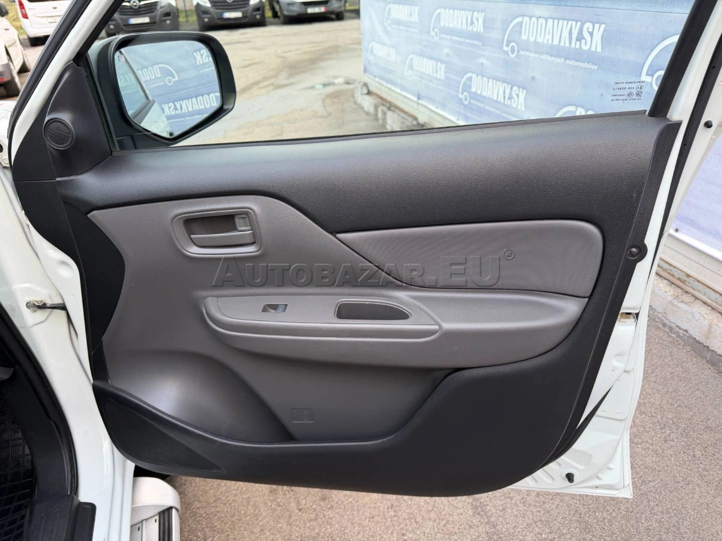 Mitsubishi L200 2017 na predaj – fotografia 22