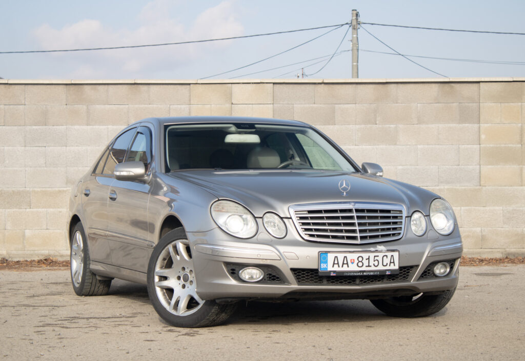 Mercedes E trieda