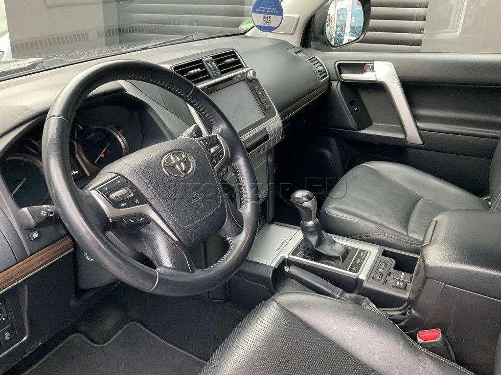 Toyota Land Cruiser 2.8 D-4D Executive A/T