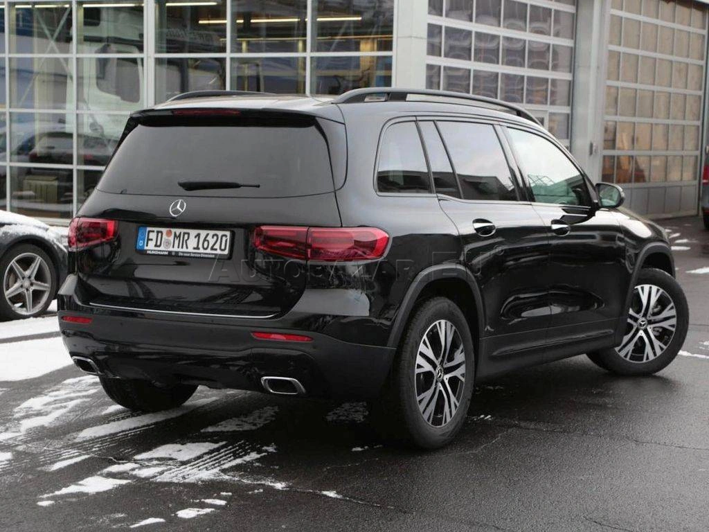 Mercedes-Benz GLB 200d 4MATIC A/T