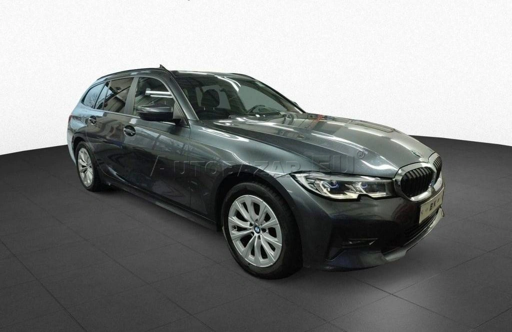 BMW Rad 3 Touring 320d  A/T