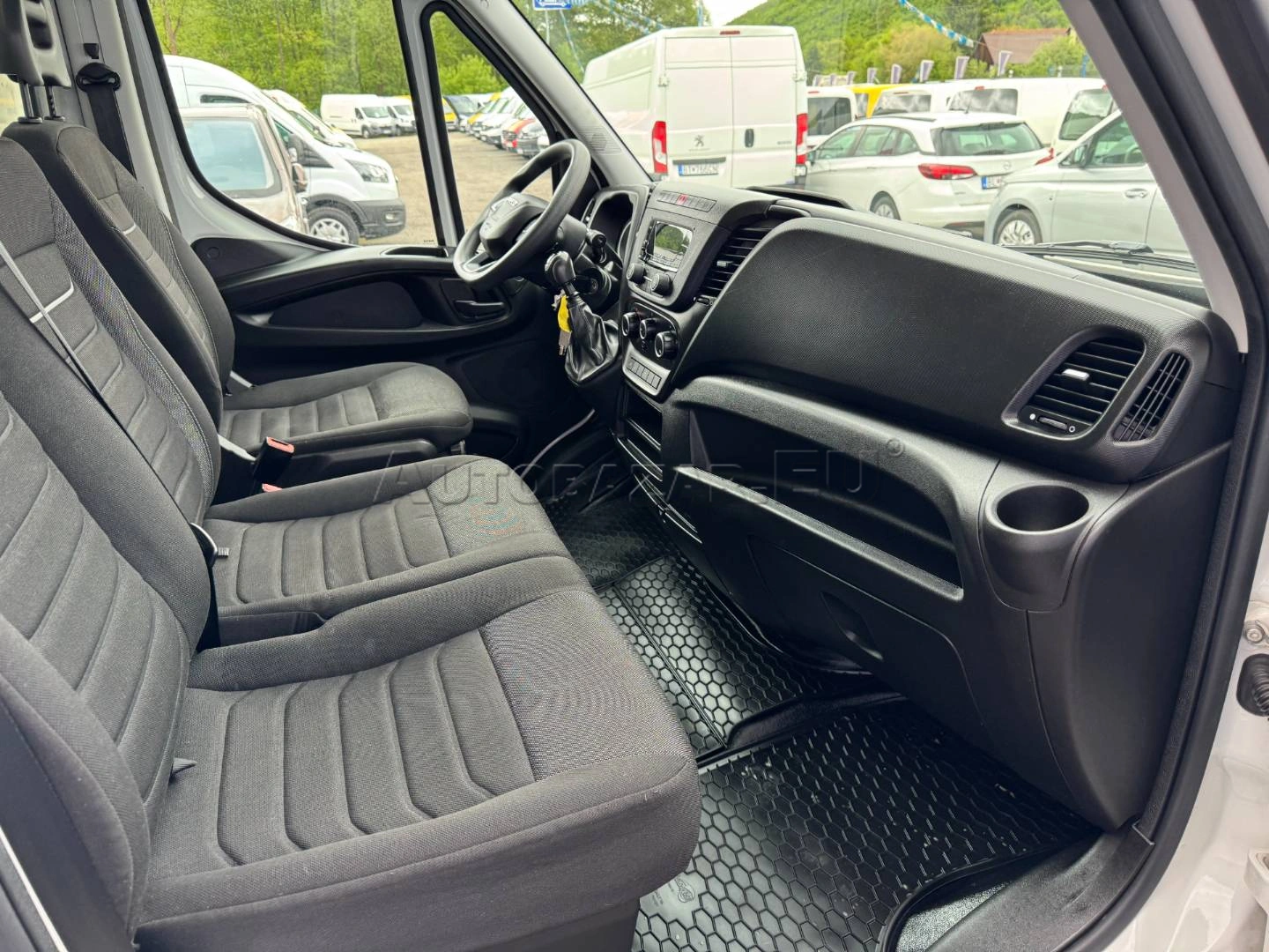 Iveco Daily 35S14V D30V 3520mm H2 2022 na predaj – fotografia 33