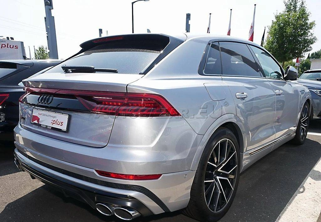 Audi Q8 SQ8 TFSI mHEV quattro tiptronic