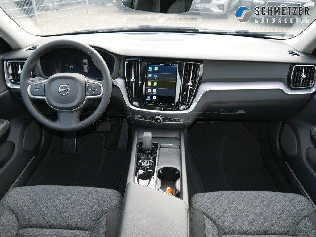 Volvo V60 B4 Core A/T