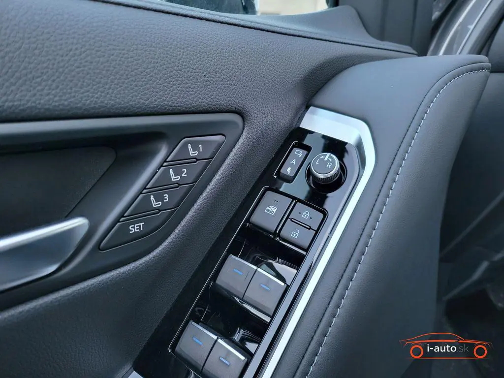 Toyota Land Cruiser 2025 na predaj – fotografia 13