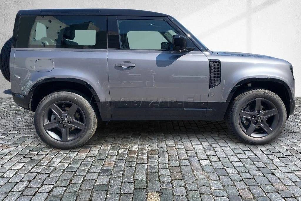 Land Rover Defender 90 3.0 I6 D250 MHEV X-Dynamic SE A/T AWD
