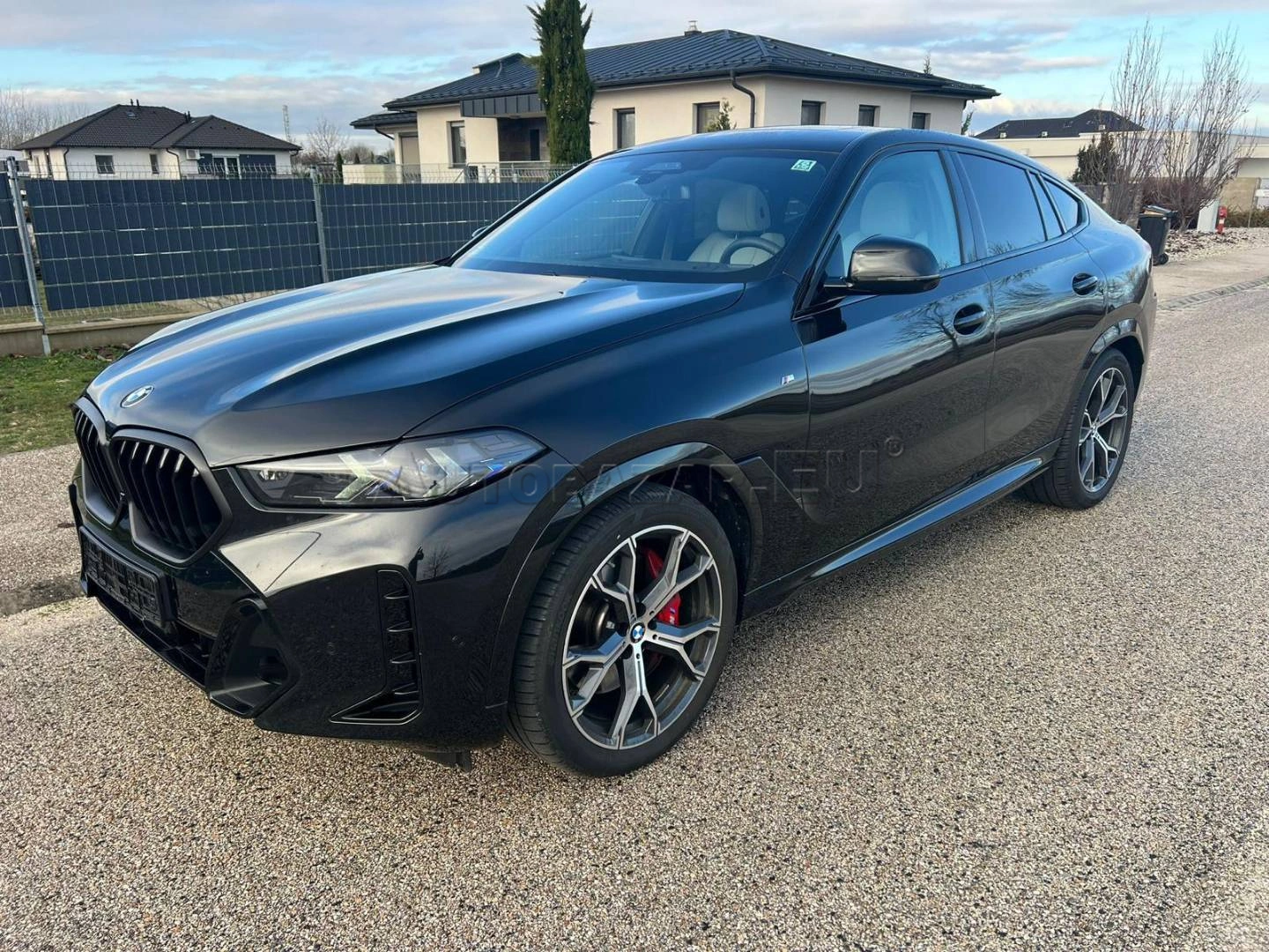 BMW X6 xDrive30d M Sport Pro | 298 PS | Vzduchový podvozok | Panorama |