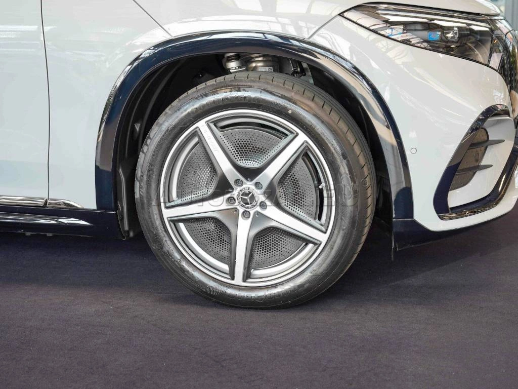 Mercedes-Benz EQS SUV 450+