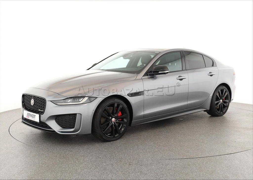 Jaguar XE 2.0D I4 D200 R-Dynamic Black A/T