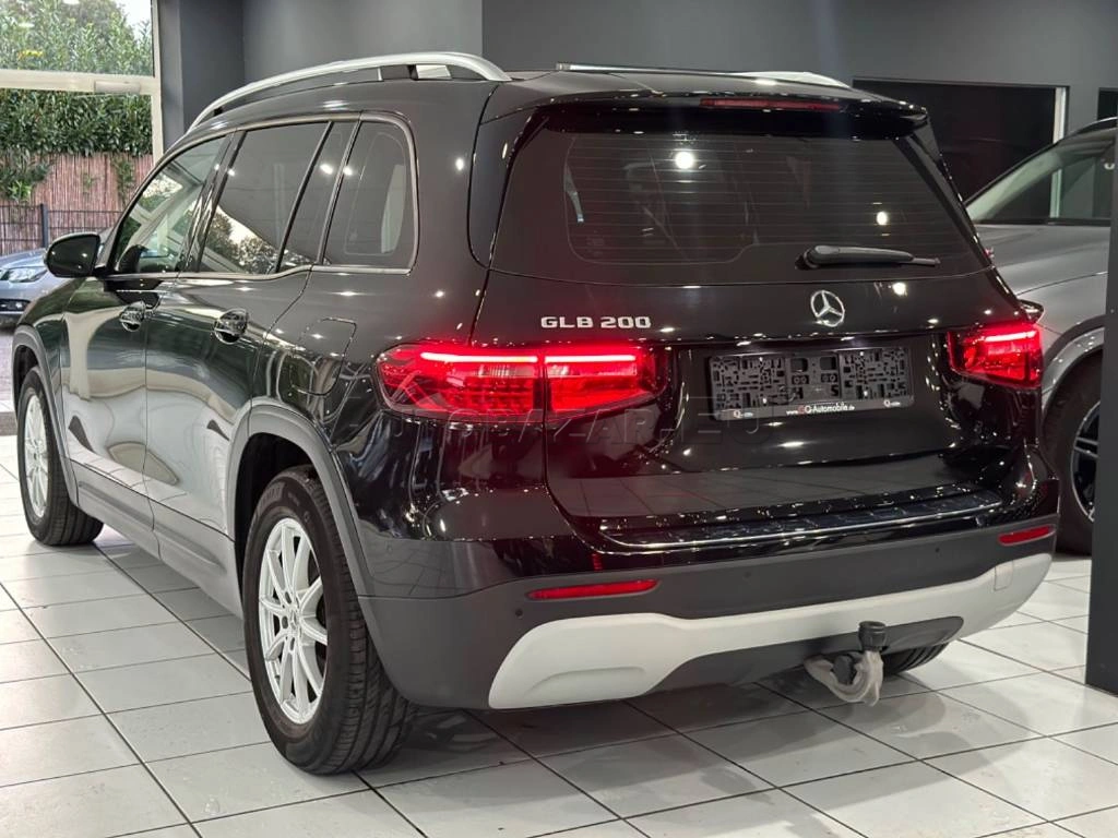 Mercedes-Benz GLB 200 A/T