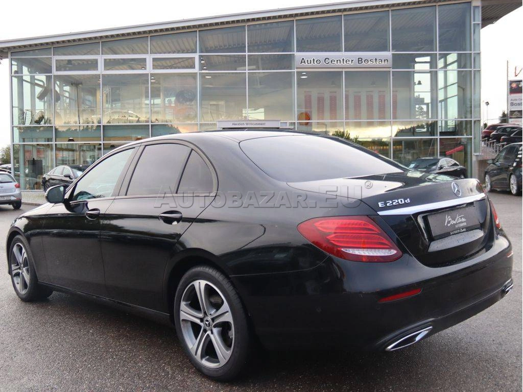 Mercedes-Benz E trieda Sedan 220 d A/T